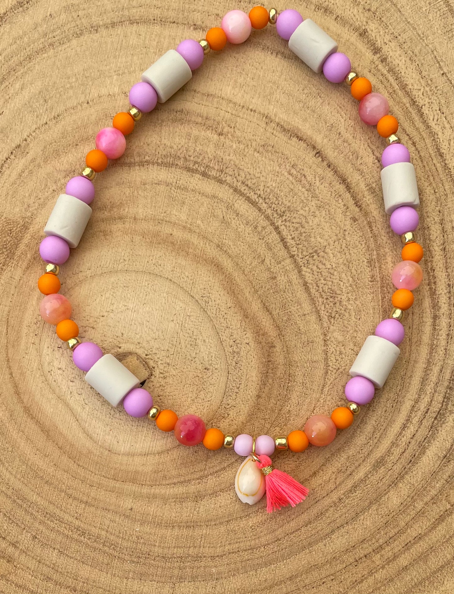 EM- Keramik- Halsband flieder/orange/gold mit Muschel und Tassel